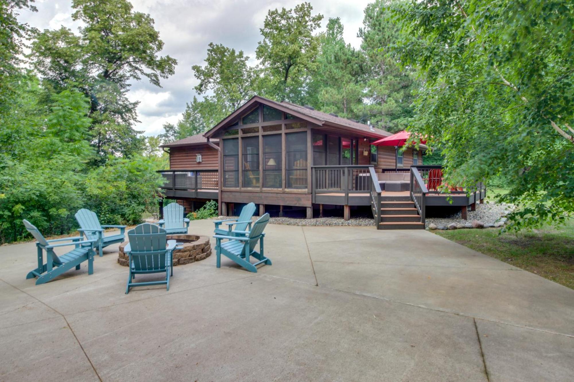 Beautiful Breezy Point Home With Beach And Dock! Pequot Lakes Exteriér fotografie